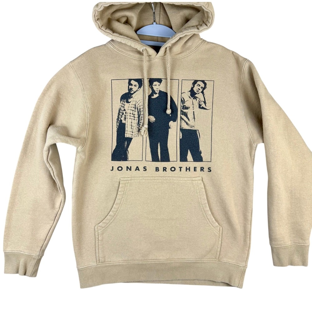 Preowned Jonas Brothers Tour 2023 Concert Tan Graphic Hoodie Small